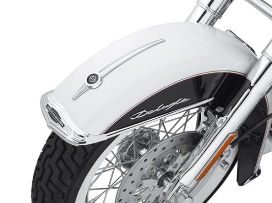 FRONT FENDER MEDALLION, LARGE