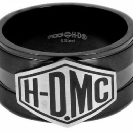 HDMC BLACK AND STEEL BAND RING